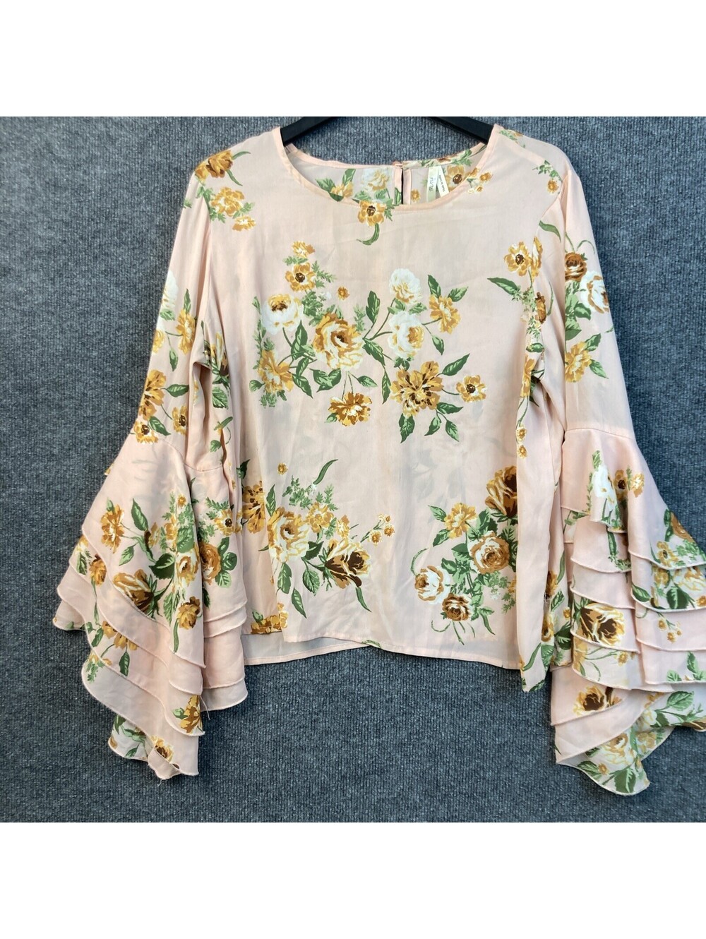 Truth Womens Sz Large Pink Floral Boho Round Neck Flowy Bell Sleeve Crop Blouse